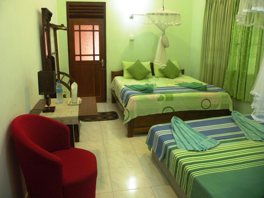 Henderson Airport Residence Negombo Luaran gambar